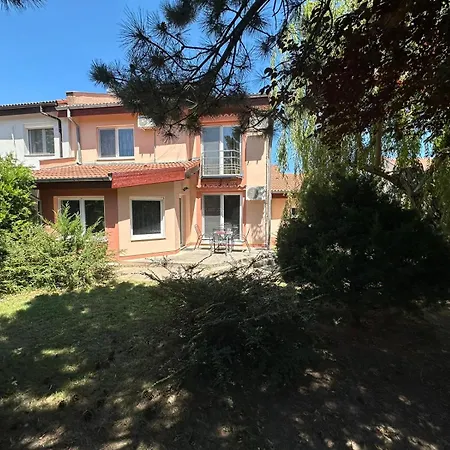 Casa De Vacanta Sofia 펜션 콘스탄차